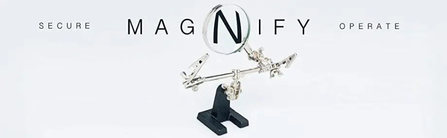 Little Helper with Magnifier & Weighted Base