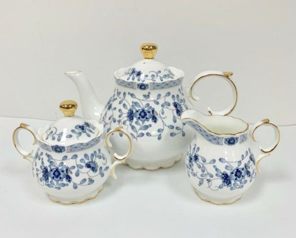 1000ml Tea Pot, Creamer & Sugar Bowl Set Blue Flowers Design