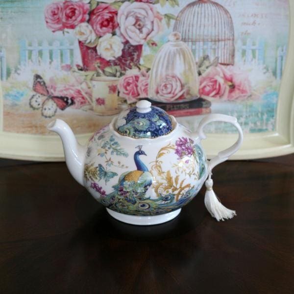 1000ml Peacock Design Bone China Tea Pot in an Elegant Gift Box