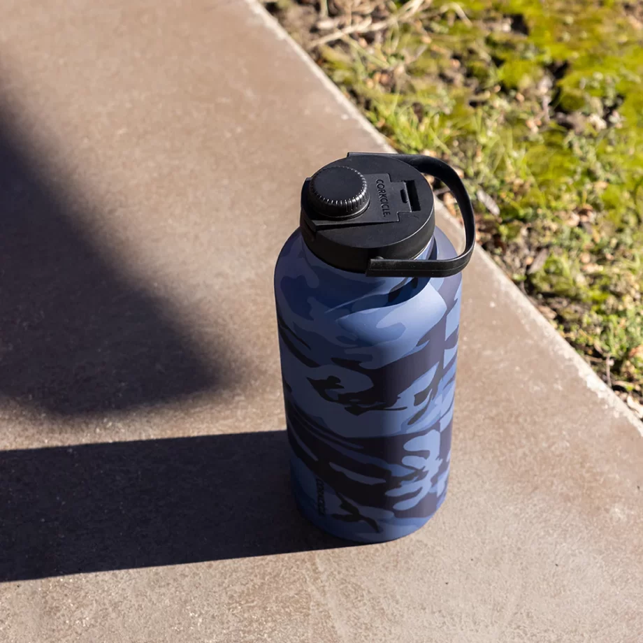 Corkcicle 64 oz Sport Jug Navy Camo